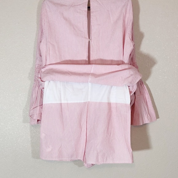 💐Zara Red & White Striped Bell Sleeve Romper - Picture 7 of 8